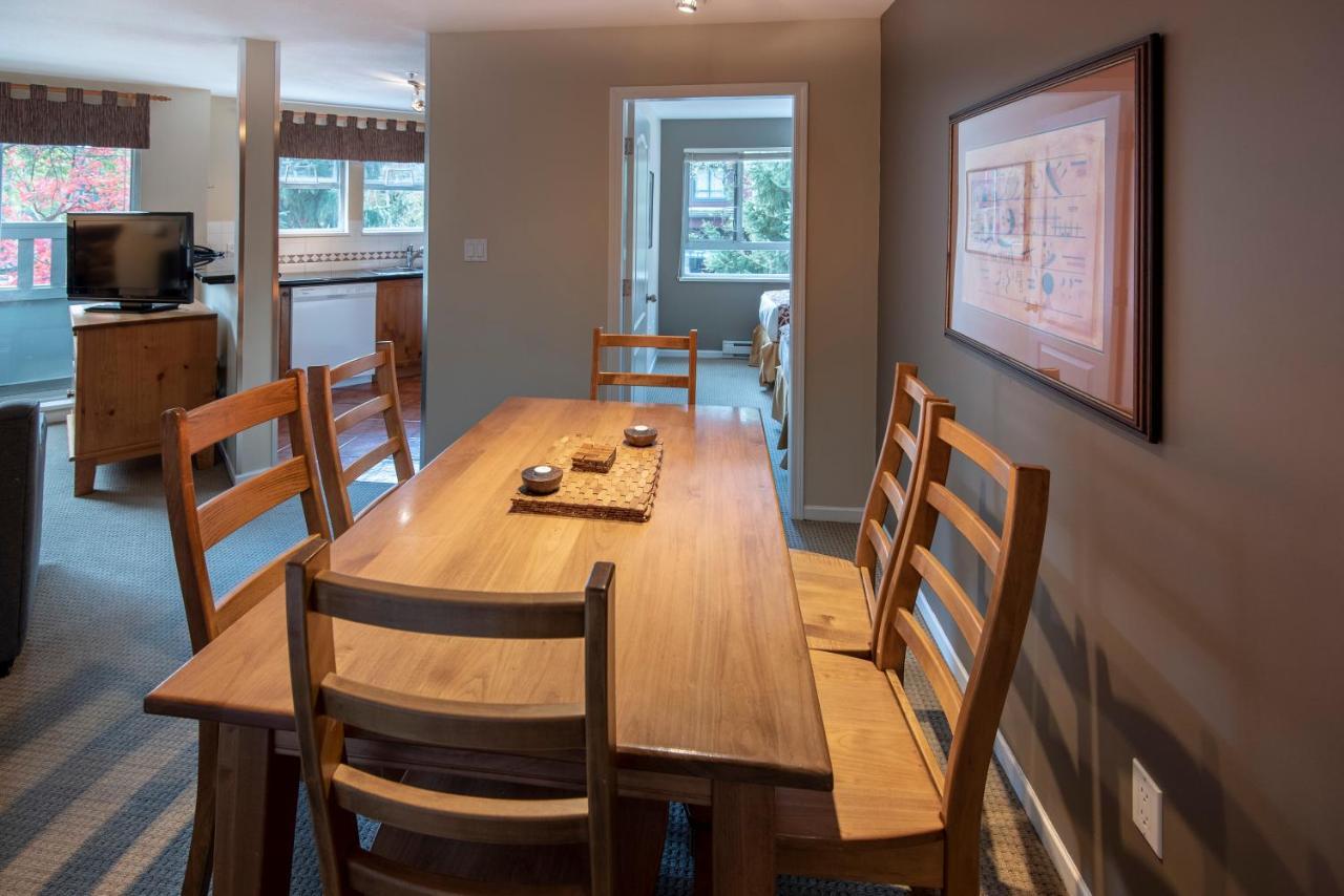 Whistler Town Plaza By Latour Hotels And Resorts Eksteriør bilde