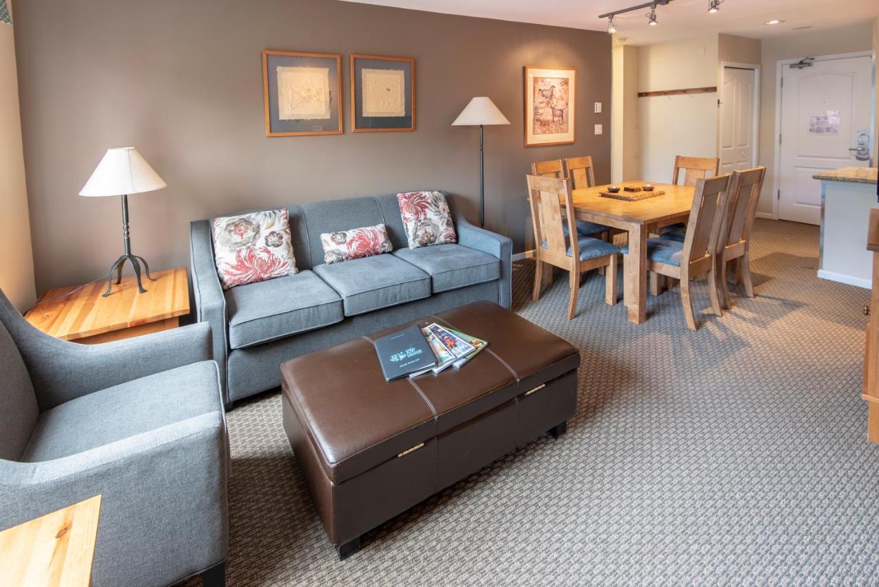 Whistler Town Plaza By Latour Hotels And Resorts Eksteriør bilde