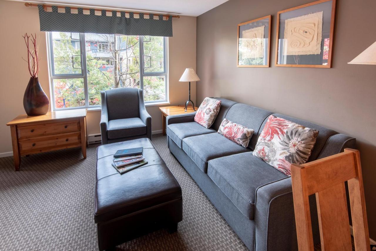 Whistler Town Plaza By Latour Hotels And Resorts Eksteriør bilde