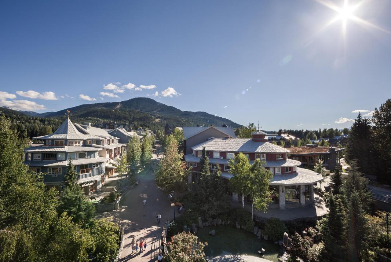 Whistler Town Plaza By Latour Hotels And Resorts Eksteriør bilde